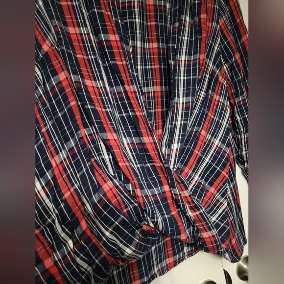Joe Fresh Plaid faux Wrap/Twist hi-low Blouse xxl - Picture 3 of 6